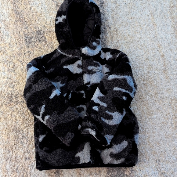 Eddie Bauer reversible fleece/puffer jacket - Picture 2 of 2